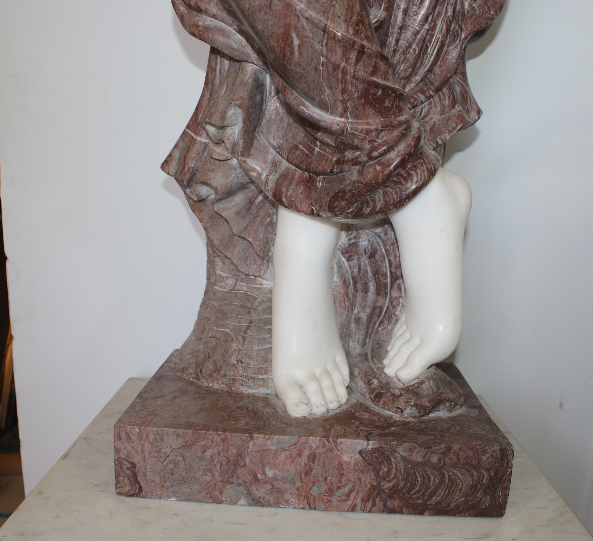 Marble Statue of Lady Carved by Hand Modernism